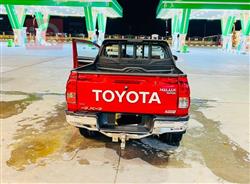 تويوتا هايلوكس